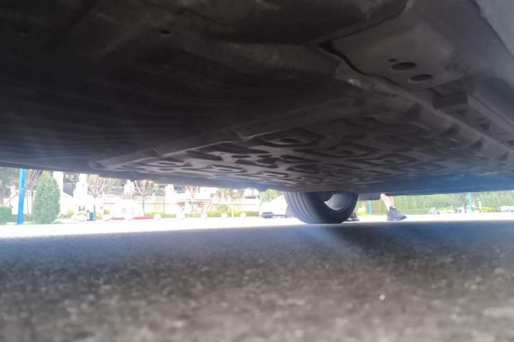Used Geely Galaxy L7 2024 1.5T 115 km PLUS Dragon Edition Chassis Rear Right