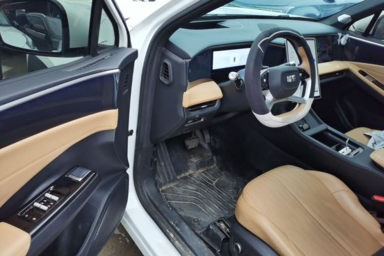 Used Geely Galaxy L7 2024 1.5T 115 km Starship Dragon Edition Driver Seat