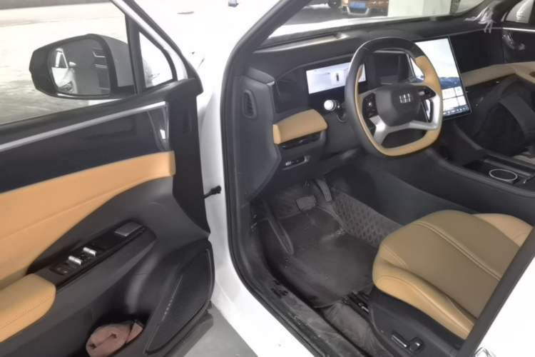 Used Geely Galaxy L7 2024 1.5T 55km PRO Dragon Edition Driver Seat
