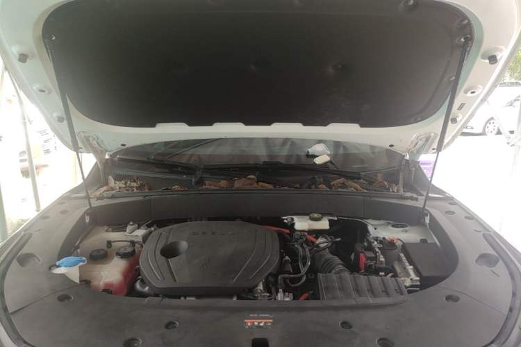 Used Geely Galaxy L7 2024 1.5T 115 km PLUS Dragon Edition Engine Bay