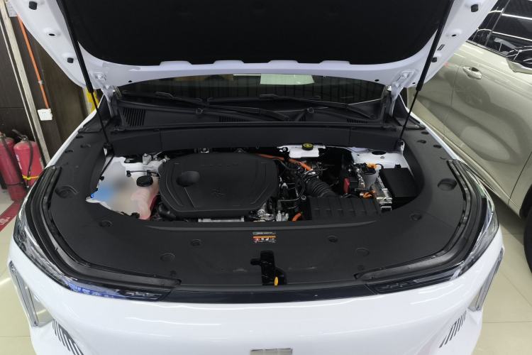 Used Geely Galaxy L7 2024 1.5T 115 km MAX Dragon Edition Engine Bay