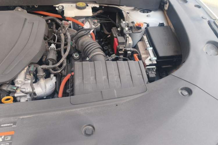 Used Geely Galaxy L7 2024 1.5T 115 km PLUS Dragon Edition Engine Bay Left
