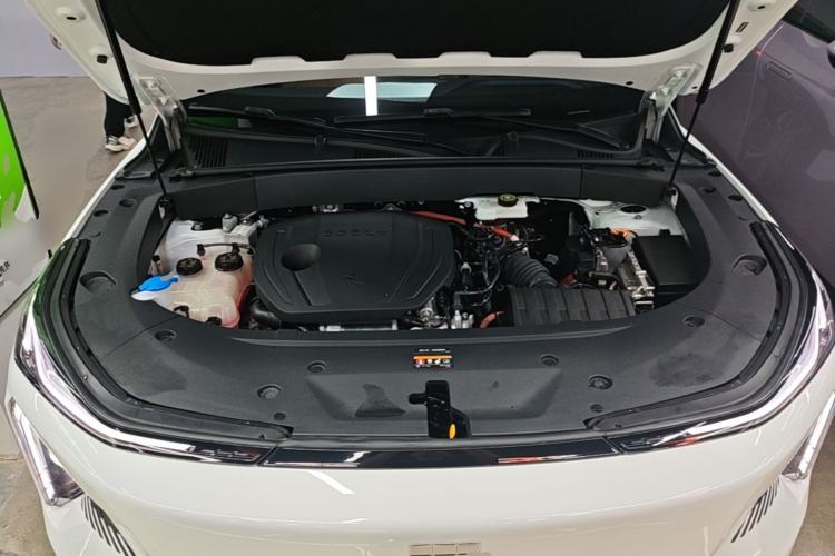 Used Geely Galaxy L7 2024 1.5T 115 km PLUS Dragon Edition Engine Bay
