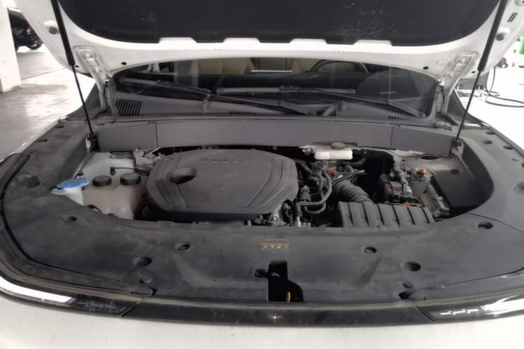 Used Geely Galaxy L7 2024 1.5T 55km PRO Dragon Edition Engine Bay
