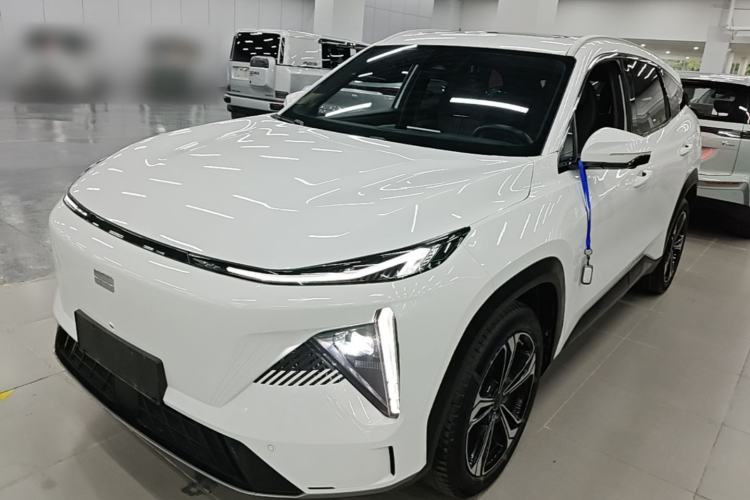 Geely Galaxy L7 2024 1.5T 115 km PLUS Dragon Edition