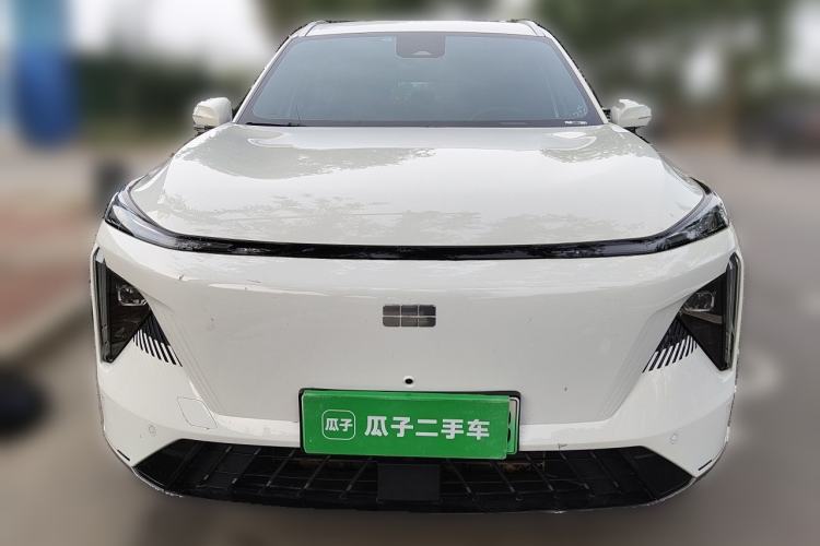 Used Geely Galaxy L7 2024 1.5T 115 km PLUS Dragon Edition Front
