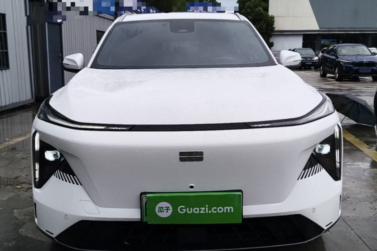 Used Geely Galaxy L7 2024 1.5T 115 km PLUS Dragon Edition Front