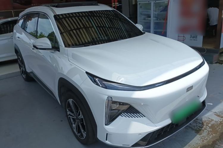 Used Geely Galaxy L7 2024 1.5T 115 km MAX Dragon Edition Front Right 45 Deg