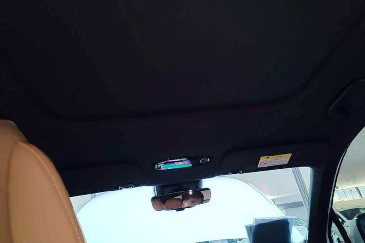 Used Geely Galaxy L7 2024 1.5T 115 km PLUS Dragon Edition Headliner
