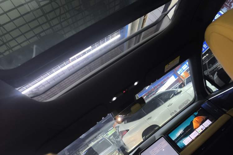 Used Geely Galaxy L7 2024 1.5T 115 km MAX Dragon Edition Headliner