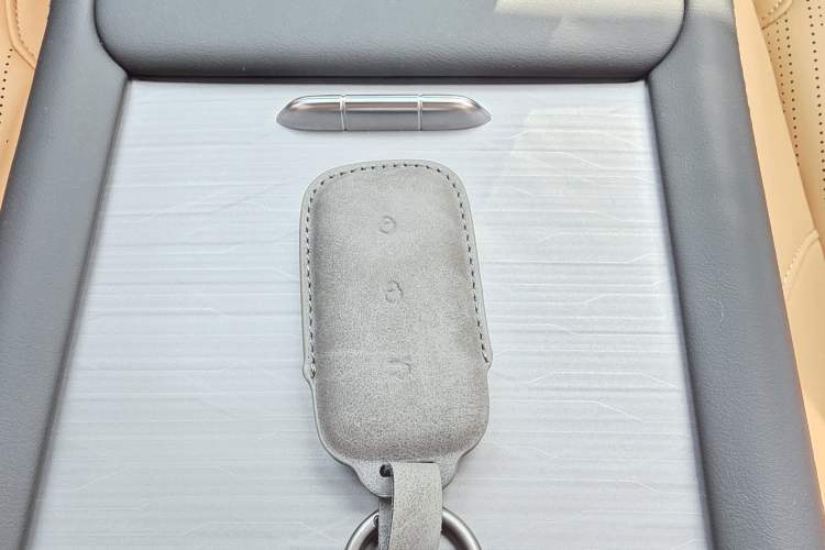 Used Geely Galaxy L7 2024 1.5T 115 km PLUS Dragon Edition Interior 10