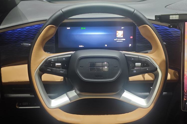 Used Geely Galaxy L7 2024 1.5T 115 km MAX Dragon Edition Interior 4