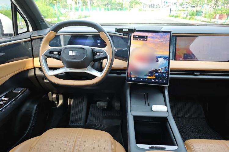 Used Geely Galaxy L7 2024 1.5T 115 km MAX Dragon Edition Interior 7