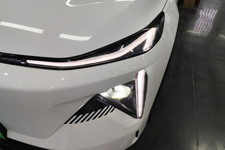 Used Geely Galaxy L7 2024 1.5T 115 km PLUS Dragon Edition Left Front Headlight