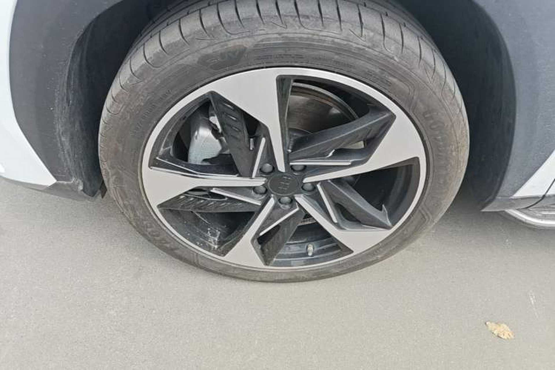 Used Geely Galaxy L7 2024 1.5T 115 km Starship Dragon Edition Left Front Wheel Hub