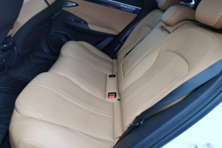Used Geely Galaxy L7 2024 1.5T 115 km Starship Dragon Edition Left Rear Seat