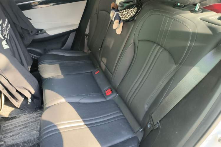 Used Geely Galaxy L7 2024 1.5T 115 km PLUS Dragon Edition Left Rear Seat