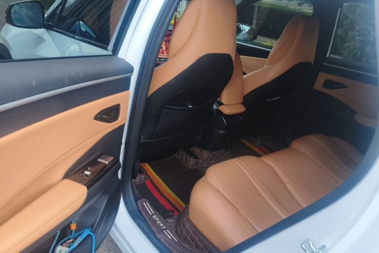 Used Geely Galaxy L7 2024 1.5T 115 km PLUS Dragon Edition Left Rear Seat