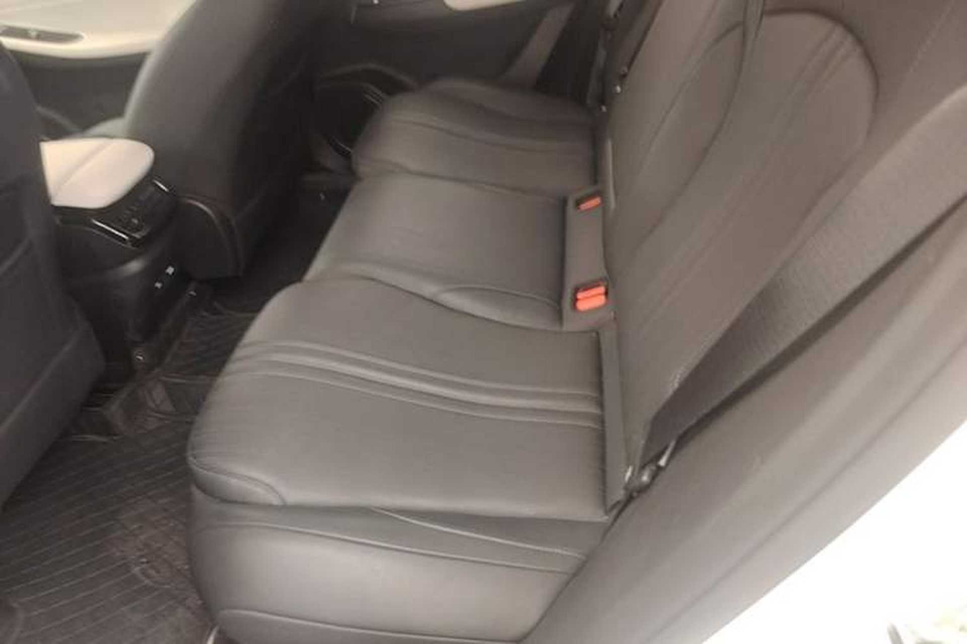 Used Geely Galaxy L7 2024 1.5T 115 km MAX Dragon Edition Left Rear Seat