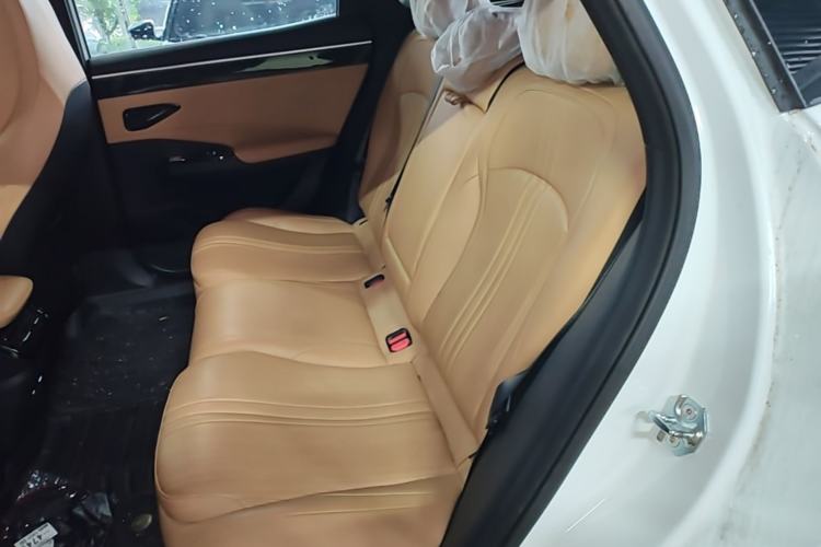 Used Geely Galaxy L7 2024 1.5T 115 km PLUS Dragon Edition Left Rear Seat