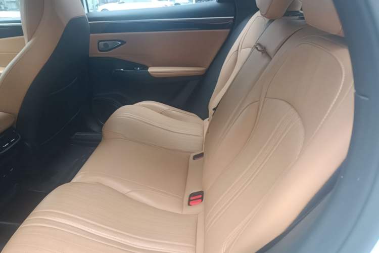 Used Geely Galaxy L7 2024 1.5T 115 km Starship Dragon Edition Left Rear Seat
