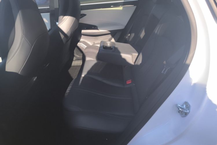 Used Geely Galaxy L7 2024 1.5T 115 km PLUS Dragon Edition Left Rear Seat