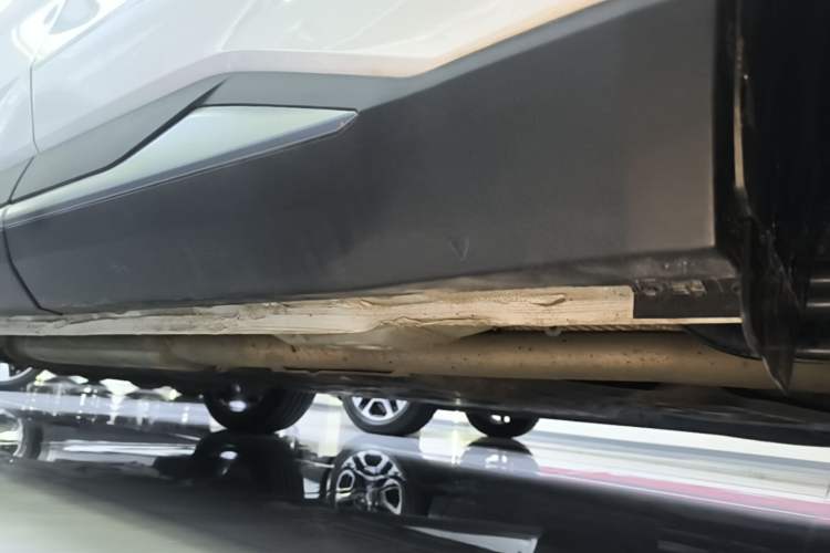 Used Geely Galaxy L7 2024 1.5T 115 km Starship Dragon Edition Left Side Sill