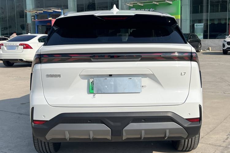 Used Geely Galaxy L7 2024 1.5T 115 km Starship Dragon Edition Rear