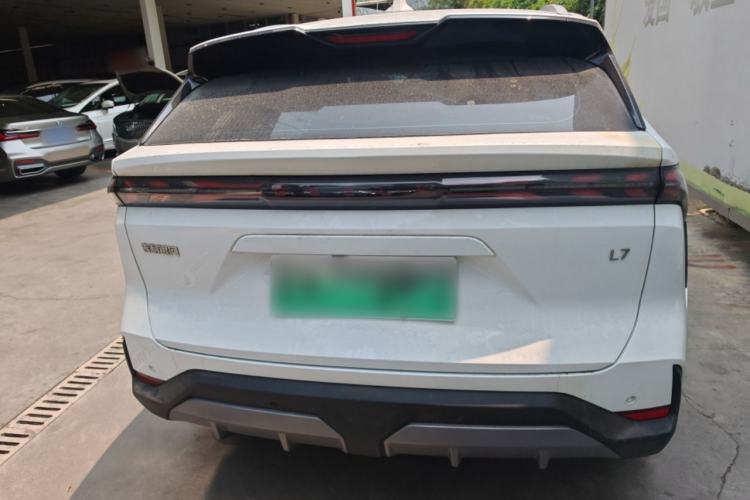 Used Geely Galaxy L7 2024 1.5T 55km PRO Dragon Edition Rear