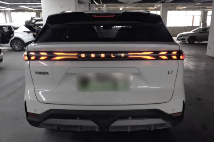 Used Geely Galaxy L7 2024 1.5T 55km PRO Dragon Edition Rear