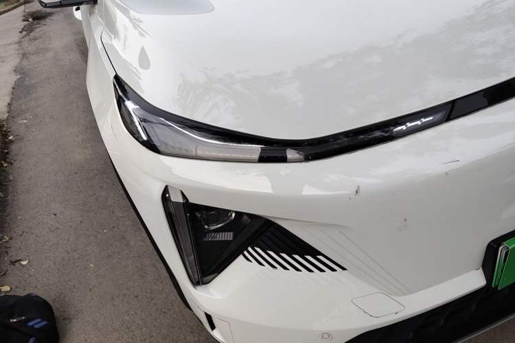 Used Geely Galaxy L7 2024 1.5T 115 km PLUS Dragon Edition Right Front Headlight