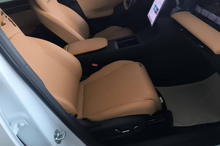 Used Geely Galaxy L7 2024 1.5T 115 km Starship Dragon Edition Right Front Seat
