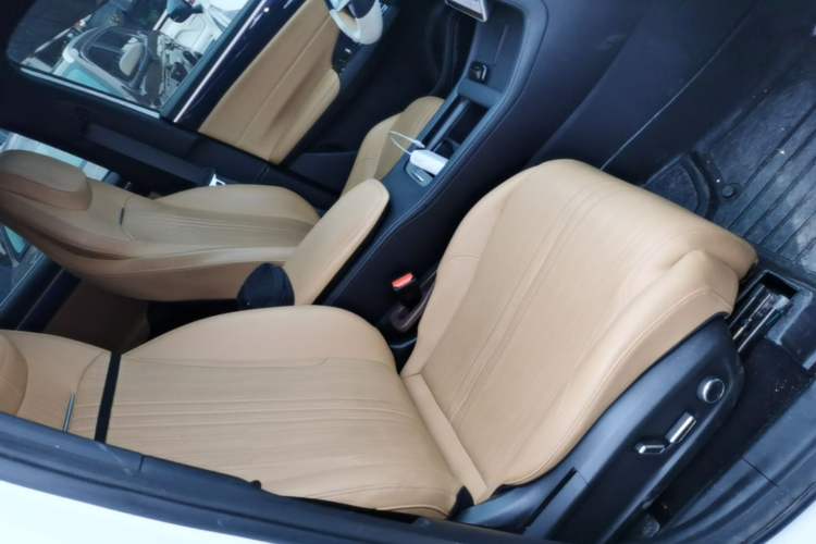 Used Geely Galaxy L7 2024 1.5T 115 km Starship Dragon Edition Right Front Seat