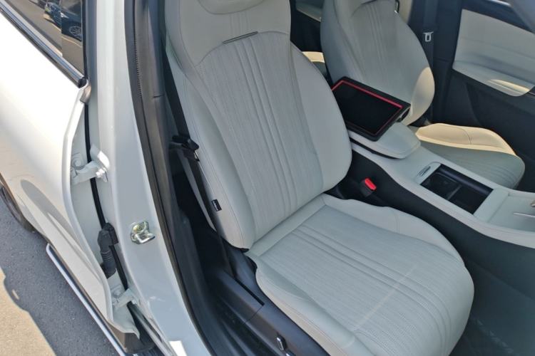 Used Geely Galaxy L7 2024 1.5T 115 km Starship Dragon Edition Right Front Seat