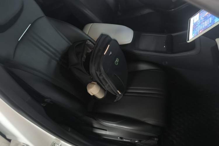 Used Geely Galaxy L7 2024 1.5T 115 km MAX Dragon Edition Right Front Seat