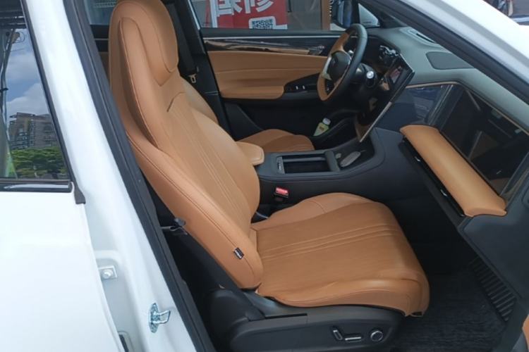 Used Geely Galaxy L7 2024 1.5T 115 km MAX Dragon Edition Right Front Seat