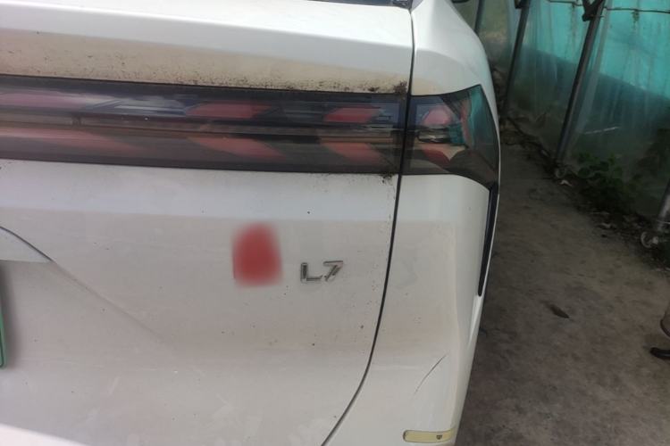 Used Geely Galaxy L7 2024 1.5T 115 km PLUS Dragon Edition Right Rear Taillight