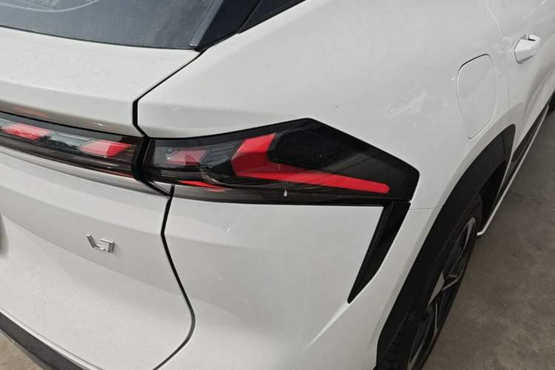 Used Geely Galaxy L7 2024 1.5T 115 km Starship Dragon Edition Right Rear Taillight
