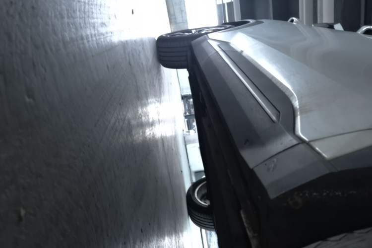 Used Geely Galaxy L7 2024 1.5T 55km PRO Dragon Edition Right Side Sill