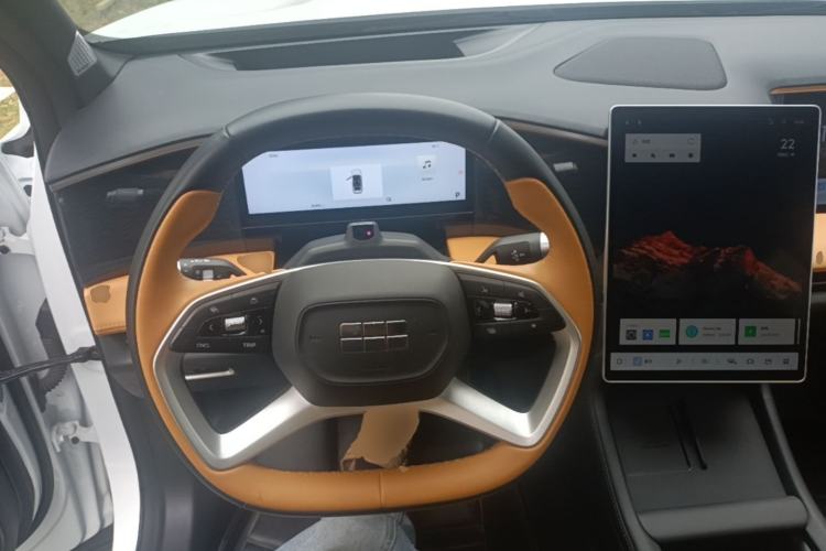 Used Geely Galaxy L7 2024 1.5T 115 km Starship Dragon Edition Steering Wheel