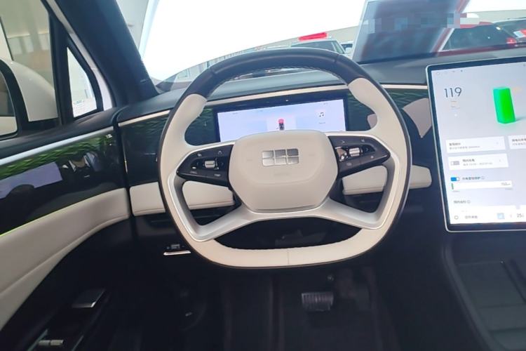 Used Geely Galaxy L7 2024 1.5T 115 km MAX Dragon Edition Steering Wheel