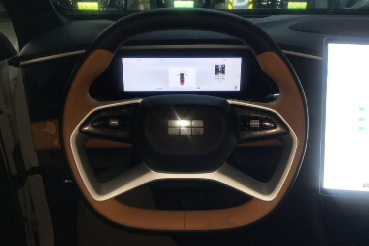 Used Geely Galaxy L7 2024 1.5T 115 km PLUS Dragon Edition Steering Wheel