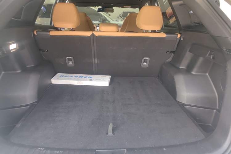 Used Geely Galaxy L7 2024 1.5T 115 km MAX Dragon Edition Trunk