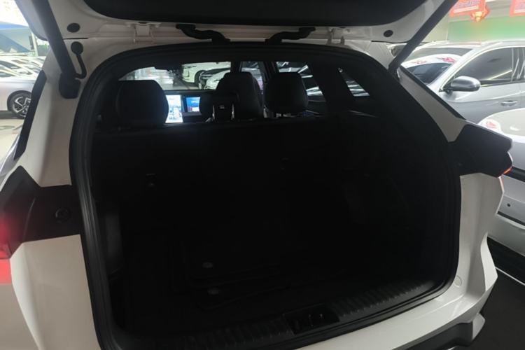 Used Geely Galaxy L7 2024 1.5T 115 km MAX Dragon Edition Trunk