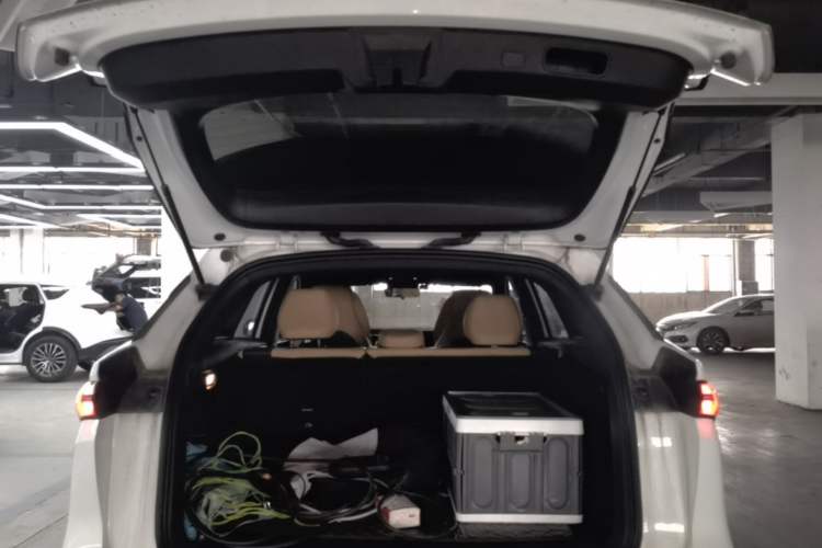 Used Geely Galaxy L7 2024 1.5T 55km PRO Dragon Edition Trunk