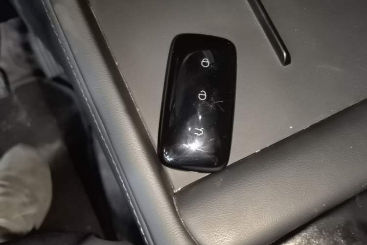 Used Geely Galaxy L7 2024 1.5T 55km PRO Dragon Edition Vehicle Key