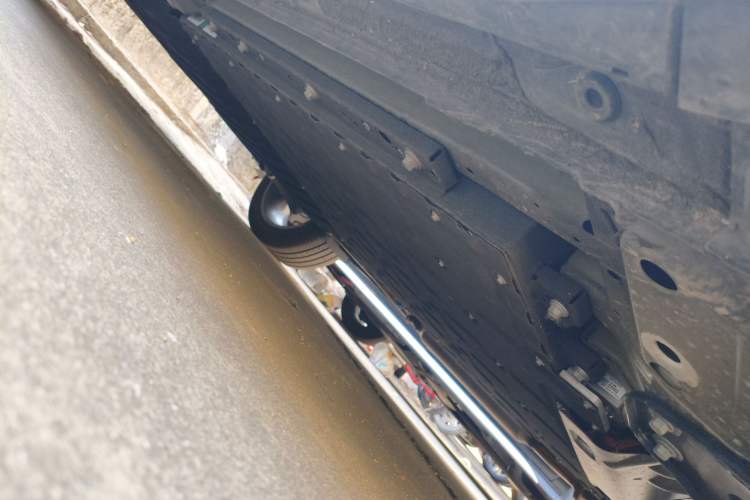 Used Geely Galaxy L7 2025 EM-i 115km Exploration Edition Chassis Front Right