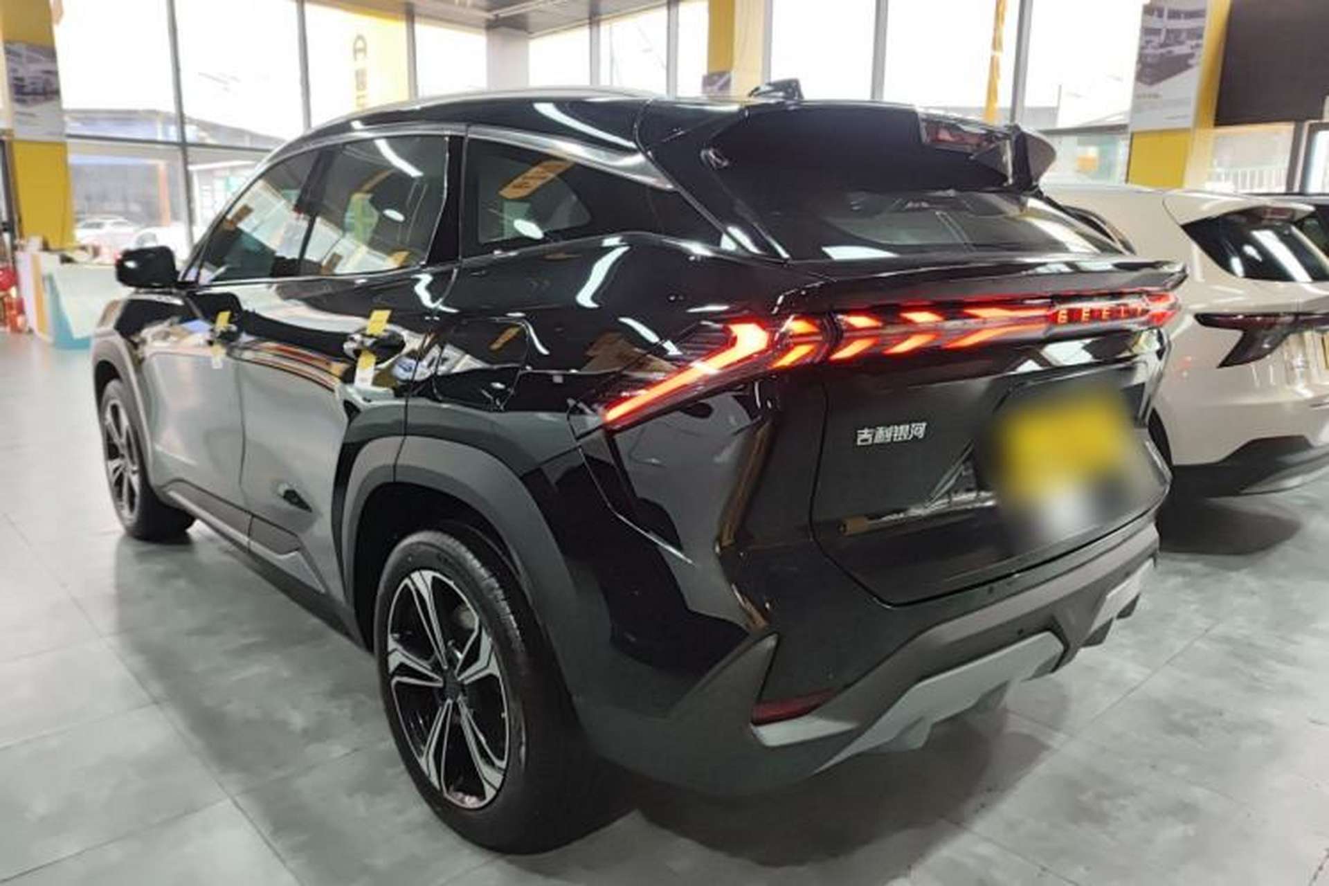 Used Geely Galaxy L7 2025 EM-i 115km Exploration Edition Exterior 2