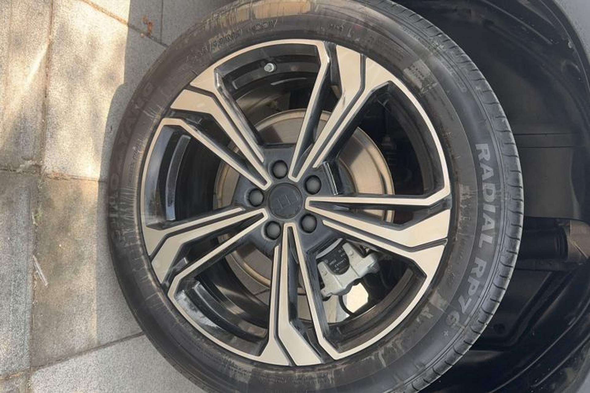 Used Geely Galaxy L7 2025 EM-i 115km Exploration Edition Exterior 4