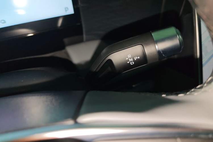 Used Geely Galaxy L7 2025 EM-i 115km Exploration Edition Gear Lever